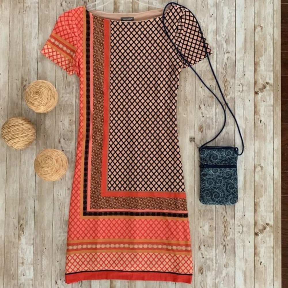 TO BE DONATED JUN 17 Musette Orange & Blue Mixed Print Shift Dress Sz 4